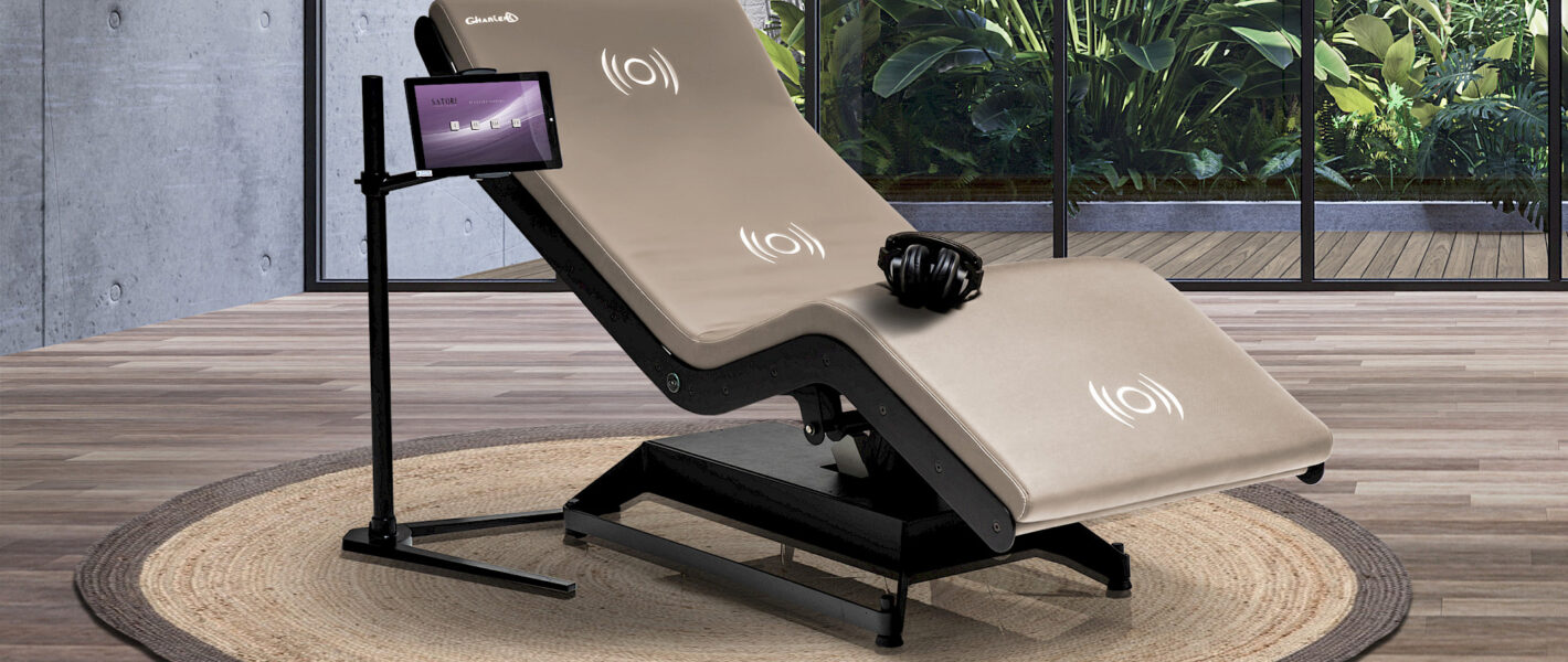 Gharieni Wellness Konzeptliege RLX Satori Produktfoto